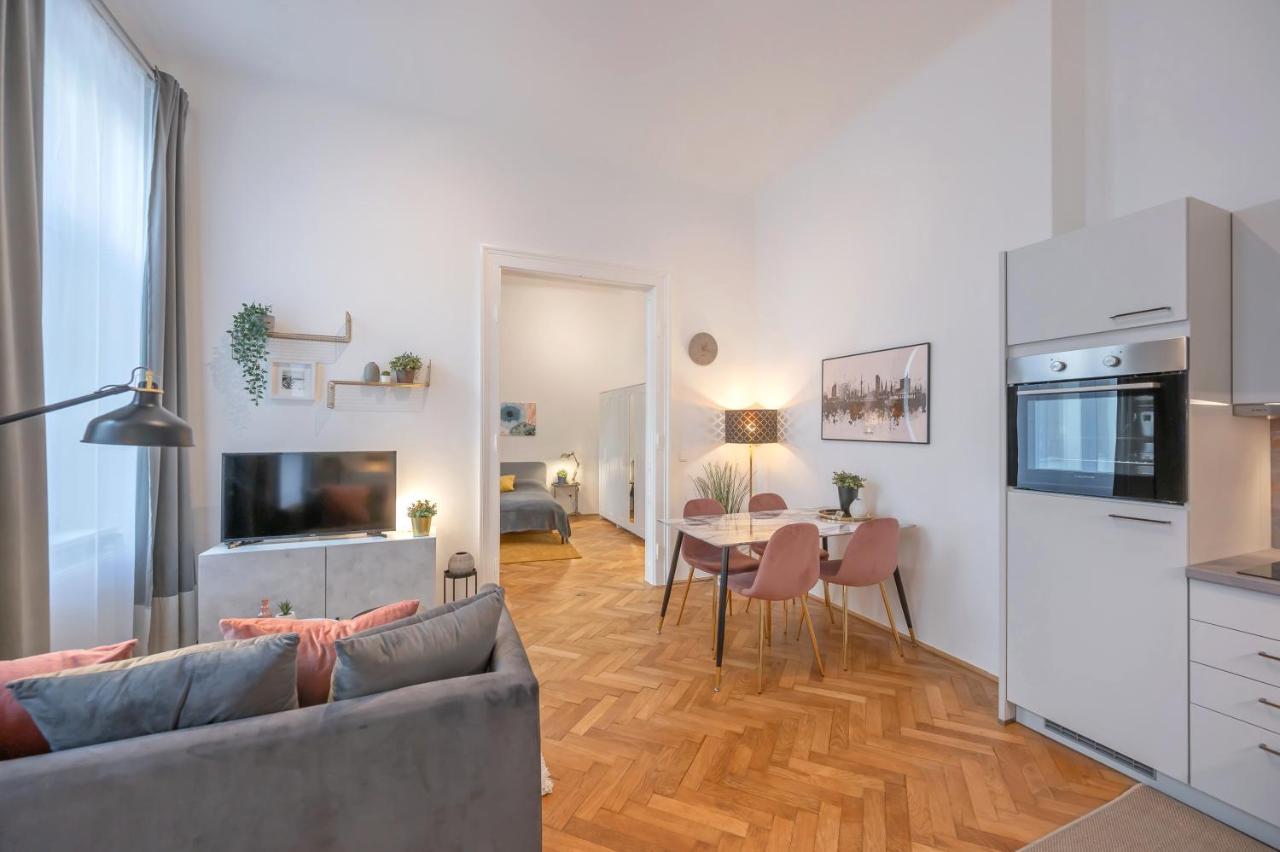 Cosy City Center Apartment ウィーン エクステリア 写真