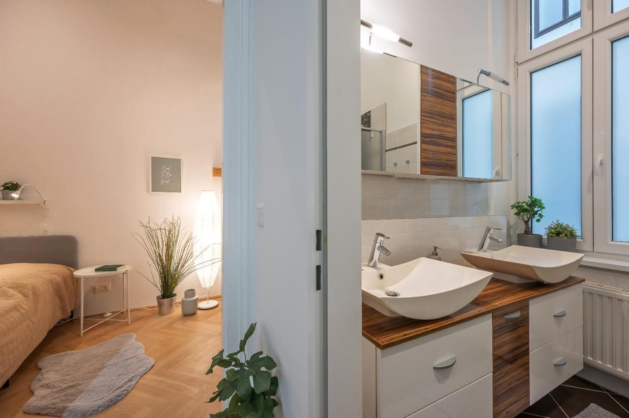 Cosy City Center Apartment ウィーン エクステリア 写真