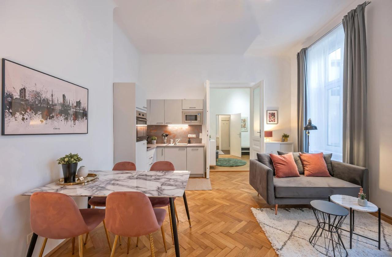 Cosy City Center Apartment ウィーン エクステリア 写真