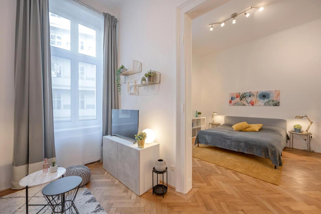 Cosy City Center Apartment ウィーン エクステリア 写真