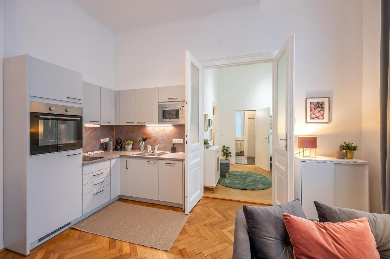 Cosy City Center Apartment ウィーン エクステリア 写真